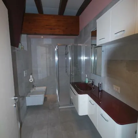 Residenza Andrea Olga * Laglio